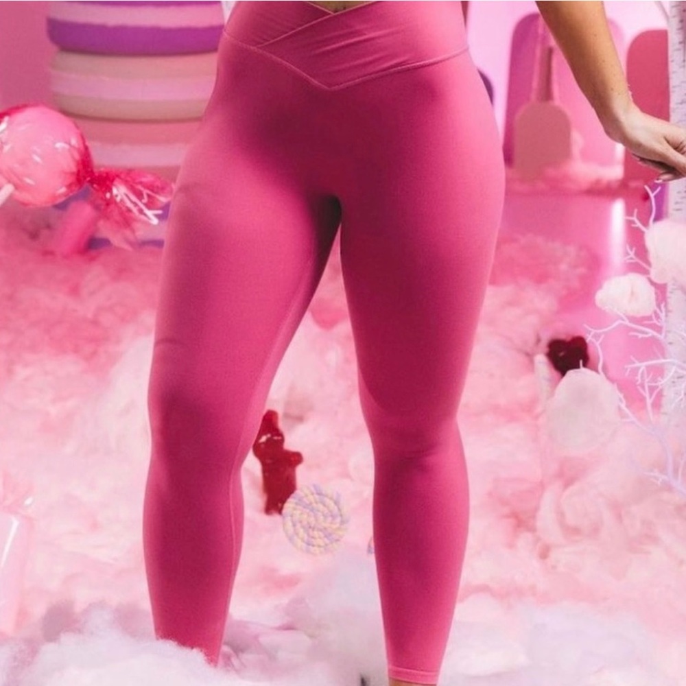 BUFFBUNNY SIREN LEGGINGS SUGAR PLUM SIZE MEDIUM - Picture 4 of 8